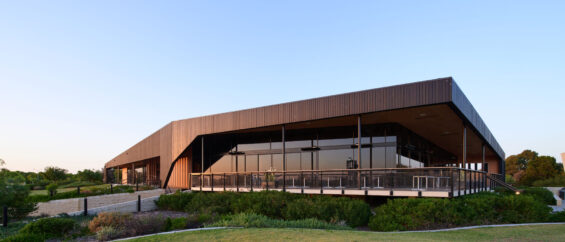 Kennedy Bay Golf Clubhouse, Marcos Silverio photographer